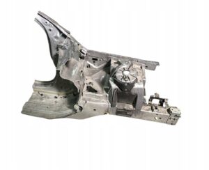 ĆWIARTKA PODŁUŻNICA FARTUCH KIELICH PRZÓD LEWY RANGE ROVER VELAR L560