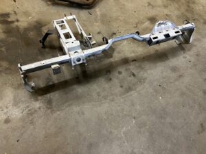 STELAŻ RURA RAMA DESKI KONSOLI POD DESKĘ PORSCHE CARRERA 911 996 LHD