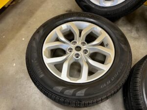 KOŁA FELGI OPONY CAŁOROCZNE LAND ROVER DISCOVERY V 5 L462 255/60 R19