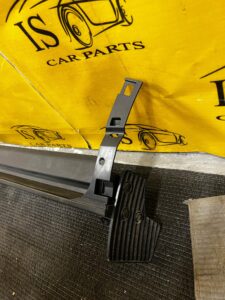 OSŁONA LISTWA PROGU PROGOWA PRÓG LEWY LEWA FORD KUGA MK3 LIFT