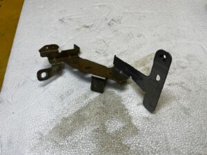 UCHWYT WSPORNIK MOCOWANIE BLACHA FORD KUGA MK3 LIFT