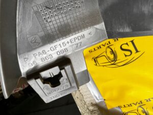 LISTWA RAMKA SZYBY DRZWI PRZÓD LEWA LEWY PEUGEOT 508 I