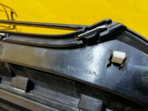 GRILL ATRAPA KRATKA ŚRODKOWA ZDERZAKA PRZÓD HONDA CRV CR-V V 5