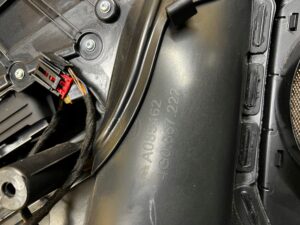 TAPICERKA BOCZEK DRZWI TYŁ PRAWY ALCANTARA BOSE AUDI A6 C7 LIFT 4G