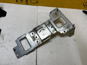 UCHWYT WSPORNIK MOCOWANIE BLACHA FORD KUGA MK3