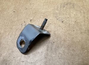 WSPORNIK MOCOWANIE BŁOTNIKA PRZÓD CZĘŚĆ TYLNA DACIA SANDERO III NV676 676