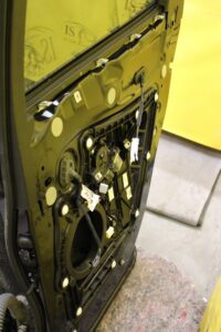 DRZWI PRAWY PRZÓD TYŁ FORD KUGA MK3 LIFT ST-LINE AGATE BLACK 2024R