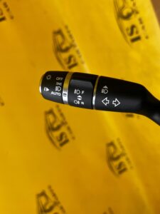 PAJĄK MANETKI PRZEŁĄCZNIK ZESPOLONY TAŚMA LAND ROVER DISCOVERY SPORT V L550