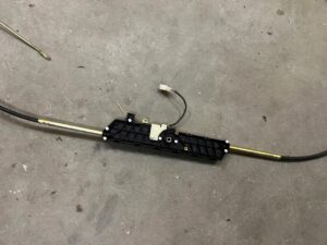 MECHANIZM NAPĘDU LINKI DACHU MATERIAŁOWEGO PORSCHE CARRERA 911 996 CABRIO