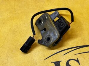 ZAMEK MASKI KLAPY POKRYWY TYŁ PORSCHE CARRERA 911 996