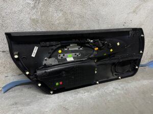 BOCZEK TAPICERKA DRZWI PRAWY PRZÓD SKÓRA PORSCHE CARRERA 911 996