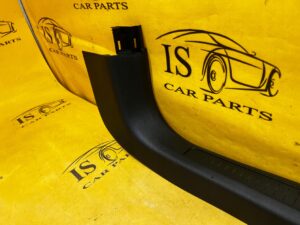 PLASTIK OSŁONA PROGU SŁUPKA A PRZÓD PRAWY FORD KUGA MK3 LIFT