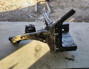 ĆWIARTKA PODŁUŻNICA FARTUCH KIELICH PRZÓD LEWY FORD EXPLORER VI MK6 EU