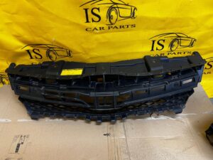 GRILL KRATKA ATRAPA ŚRODKOWA ZDERZAKA PRZÓD TOYOTA AURIS I