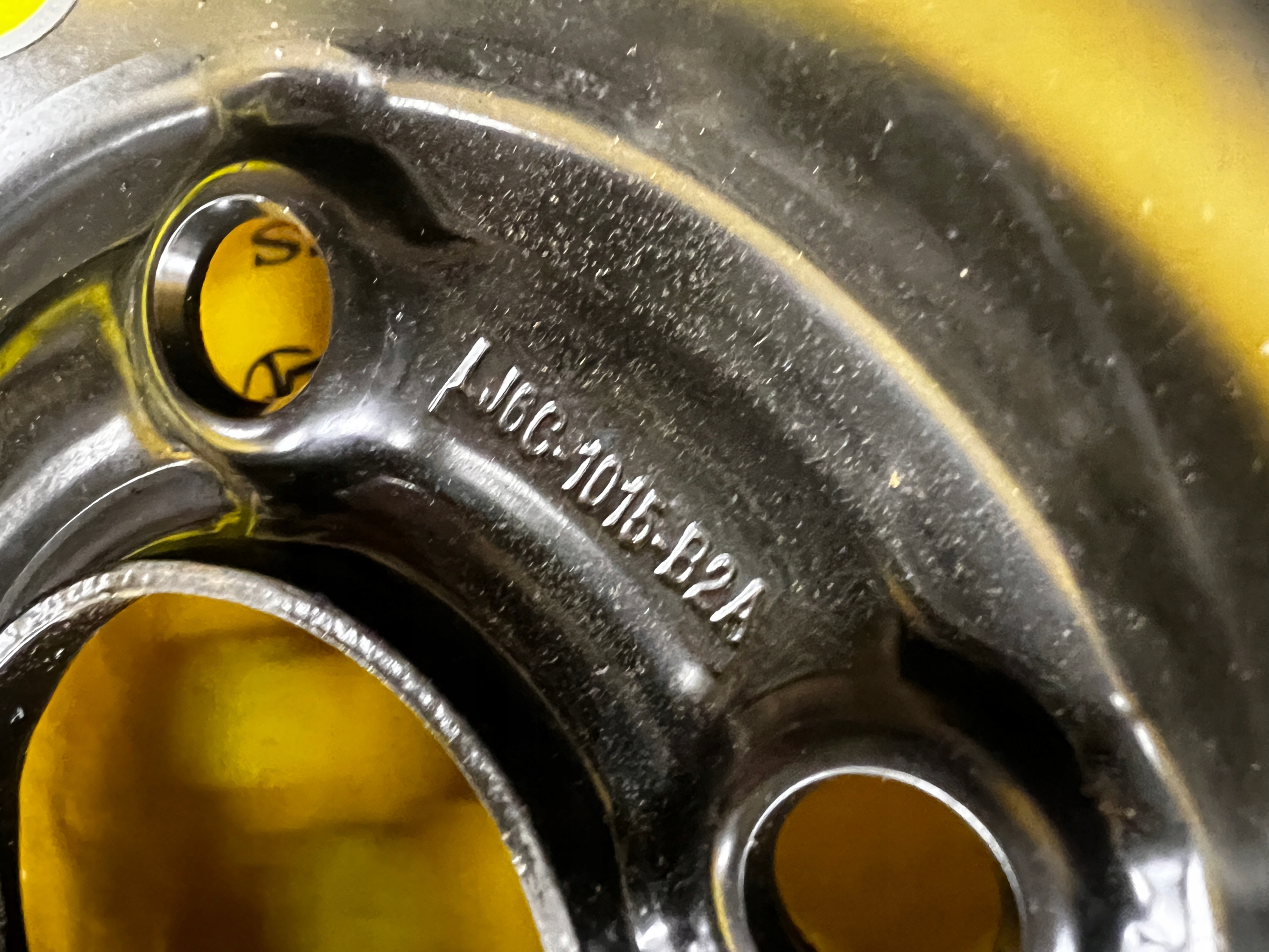 ZESTAW NAPRAWCZY KOŁO DOJAZDOWE LEWAREK FORD KUGA MK3 LIFT 165/70 R17