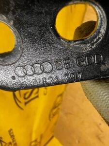 KOMPLET WSPORNIK MOCOWANIE BŁOTNIKA PRZÓD PRAWY LEWY AUDI A8 D5 LY9T