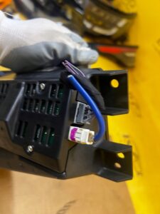 WYŚWIETLACZ EKRAN HEAD UP HEADUP HUD LAND ROVER DISCOVERY SPORT V L550