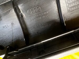 TAPICERKA BOCZEK DRZWI TYŁ LEWY ALCANTARA BOSE AUDI A6 C7 LIFT 4G