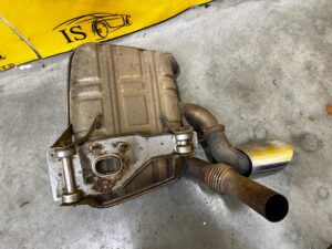 KOMPLET WYDECH TŁUMIK KOŃCOWY TYŁ AUTOMAT PORSCHE CARRERA 911 996 3.4