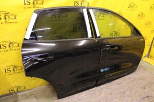 DRZWI PRAWY PRZÓD TYŁ FORD KUGA MK3 LIFT ST-LINE AGATE BLACK 2024R