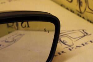 LUSTERKO PRAWE 11 PIN ASYSTENT FORD KUGA MK3 ST-LINE MAGNETIC GREY METALLIC