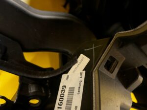 DESKA KONSOLA AIRBAG PODUSZKA PASAŻERA BIAŁA NIĆ JAGUAR E-PACE X540 EU