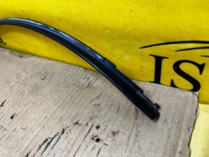 NAKŁADKA LISTWA KRAWĘDZI NADKOLA PRZÓD PRAWY PRAWA AUDI Q7 II 4M