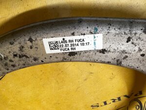 WAHACZ PRZÓD PRZEDNI PRAWY GÓRNY RANGE ROVER VOGUE L405