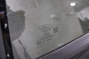 DRZWI LEWY PRZÓD TYŁ FORD KUGA MK3 LIFT ST-LINE AGATE BLACK 2024R