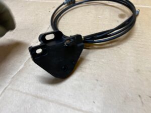 CIĘGNO LINKA OTWIERANIA MASKI POKRYWY SILNIKA RENAULT KOLEOS II