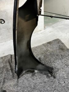 BŁOTNIK PRZÓD PRZEDNI LEWY PORSCHE CARRERA 911 996