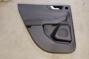 TAPICERKA BOCZEK DRZWI TYŁ LEWY FORD KUGA MK3 LIFT ST-LINE EU