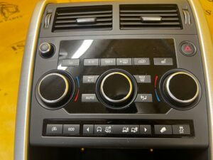 PANEL PRZEŁĄCZNIK NAWIEWU KLIMATYZACJI LAND ROVER DISCOVERY SPORT L550