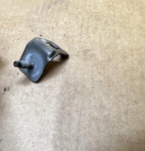 WSPORNIK MOCOWANIE BŁOTNIKA PRZÓD CZĘŚĆ TYLNA DACIA SANDERO III NV676 676