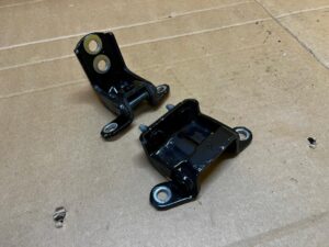 KOMPLET ZAWIASY DRZWI TYŁ PRAWY RENAULT KOLEOS II