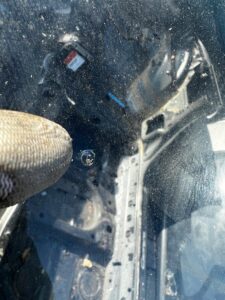 SZYBA PRZÓD CZOŁOWA ANTENA PORSCHE CARRERA 911 996 2000R