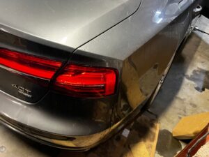 KPL KLAPA BAGAŻNIKA ZDERZAK TYŁ LAMPY AUDI A8 D4 LIFT LONG 4.0 TFSI USA