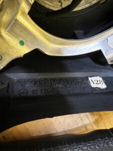 KIEROWNICA SKÓRA TRÓJRAMIENNA MANETKI TIPTRONIC PORSCHE CARRERA 911 996