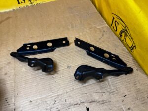 KOMPLET ZAWIASY MASKI POKRYWY SILNIKA PRAWY LEWY AUDI A6 C7 4G