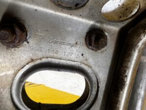 UCHWYT WSPORNIK UKŁADU WYDECHOWEGO WYDECHU PORSCHE CARRERA 911 996 3.4