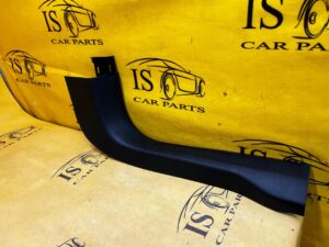 PLASTIK OSŁONA PROGU SŁUPKA A PRZÓD PRAWY FORD KUGA MK3 LIFT