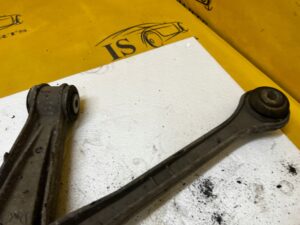 WAHACZ PRZÓD PRAWY PORSCHE CARRERA 911 996 3.4