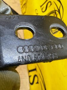 KOMPLET WSPORNIK MOCOWANIE BŁOTNIKA PRZÓD PRAWY LEWY AUDI A8 D5 LY9T