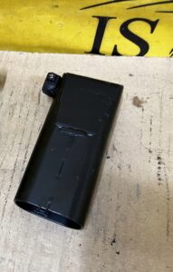 MOCOWANIE WSPORNIK UCHWYT PRAWY PORSCHE CARRERA 911 996 CABRIO