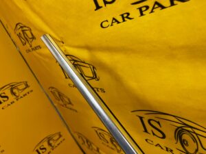 LISTWA ZGARNIAJĄCA SZYBY DRZWI TYŁ PRAWY CHROM PEUGEOT 508 I KOMBI SW