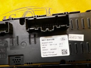 PANEL PRZEŁĄCZNIK NAWIEWU KLIMATYZACJI FORD PUMA MK2