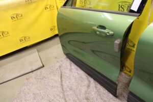 DRZWI LEWA STRONA LEWY PRZÓD TYŁ FORD KUGA MK3 LIFT BURSTING GREEN 2024R