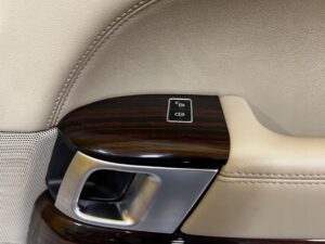 TAPICERKA BOCZEK DRZWI TYŁ PRAWY RANGE ROVER VOGUE L405 ALMOND MERIDIAN