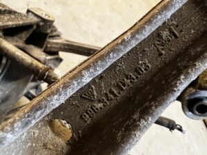 ZWROTNICA AMORTYZATOR WAHACZE TYŁ PRAWY PORSCHE CARRERA 911 996 3.4 2WD RWD