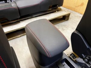 FOTELE PRZÓD TYŁ KANAPA GRZANE TUNEL PODŁOKIETNIK FORD KUGA MK3 ST-LINE EU